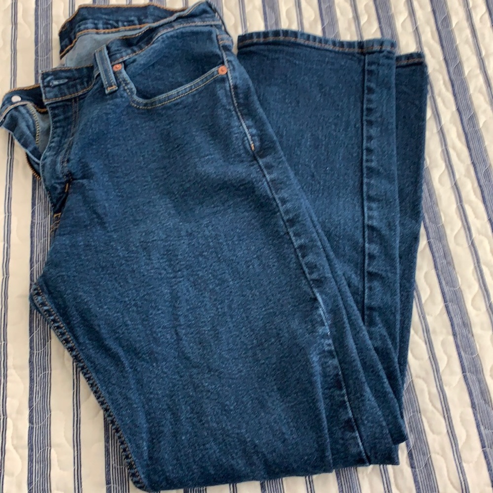 Levi’s 514 dark wash men’s jeans